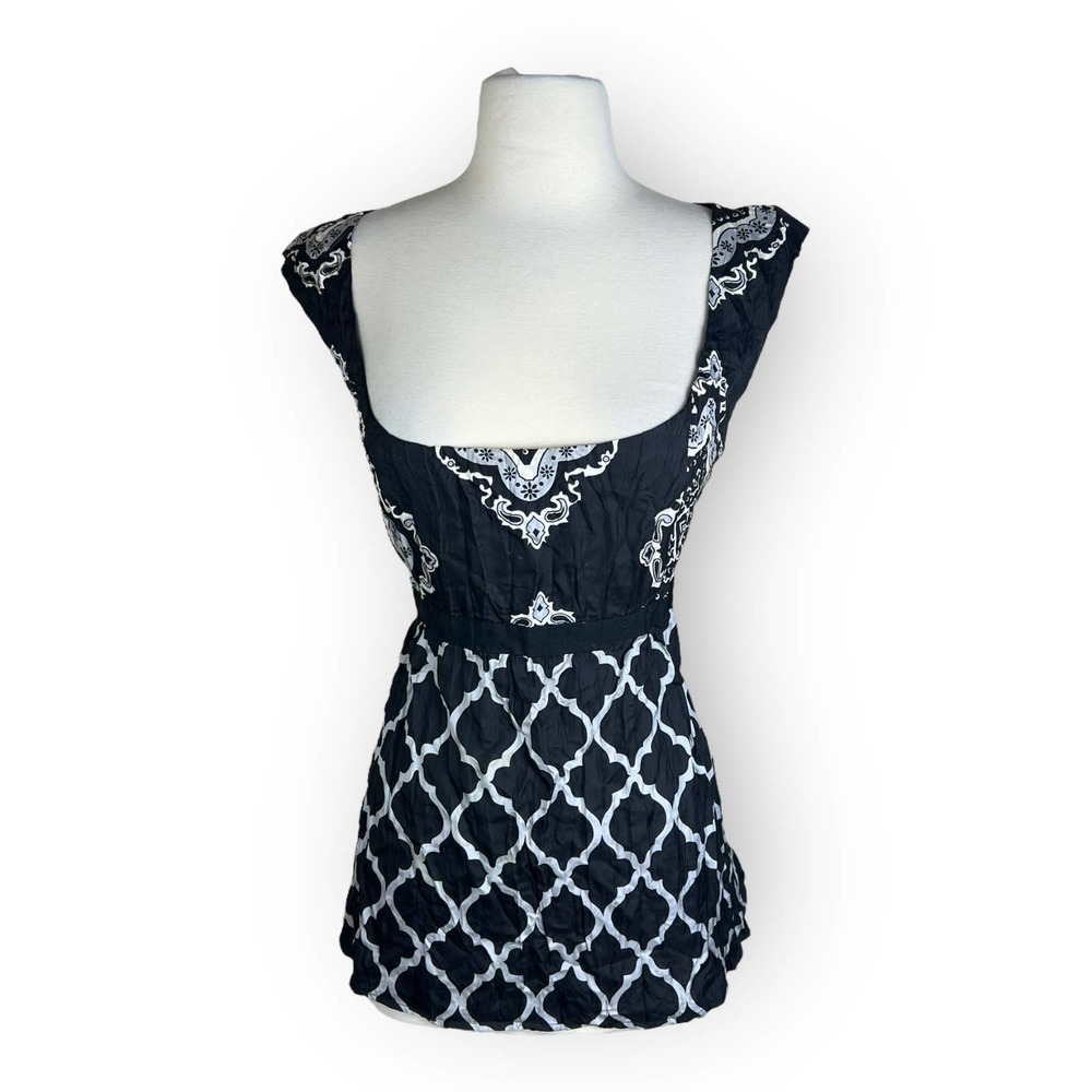 White House Black Market | Vintage Y2K Silk Sleeveless Blouse |  Large